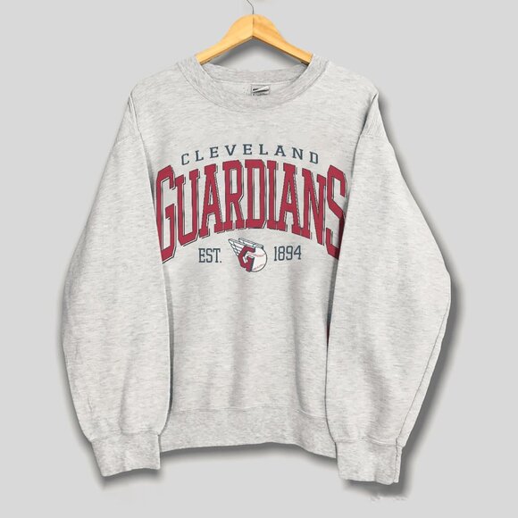 Cleveland Guardians Baseball Sweatshirt, Retro 90s Cleveland Guardians Shirt Tee - Picture 1 of 2